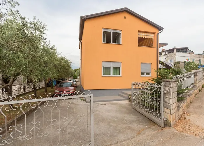 With A Parking Space - 19776 Apartman Umag
