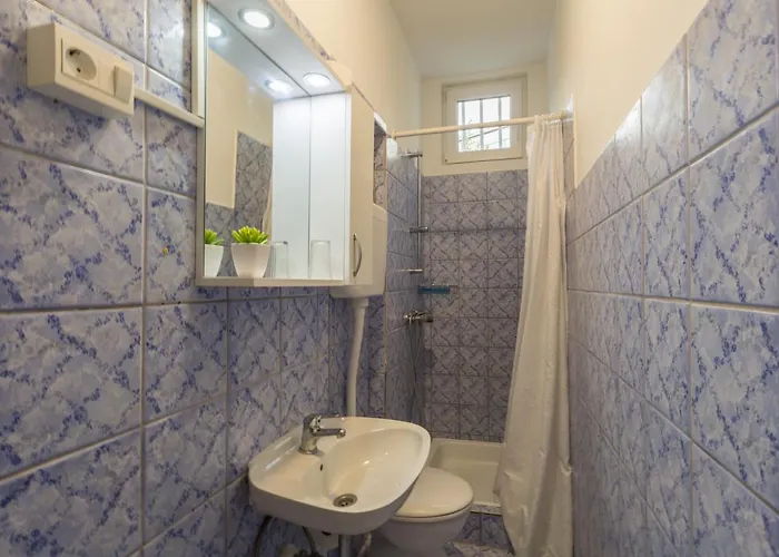 With A Parking Space - 19776 Apartman *