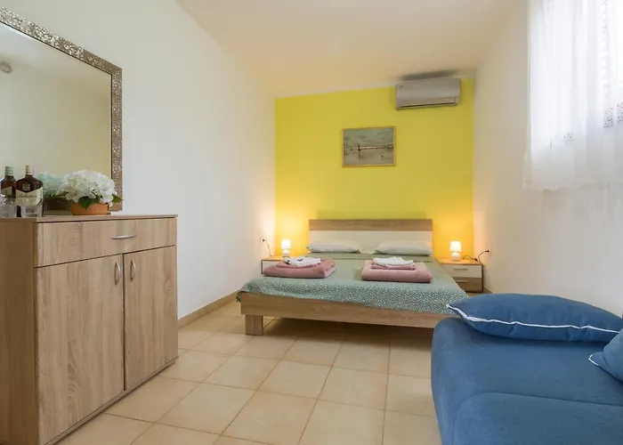 With A Parking Space - 19776 Apartman *